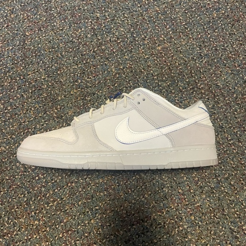 BRAND NEW Nike Dunk Low Wolf Grey Pure Platinum (Never Worn/Still in Box) - Picture 3 of 15